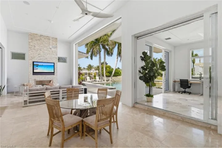 1467 Marlin Dr, Naples, Florida 34102