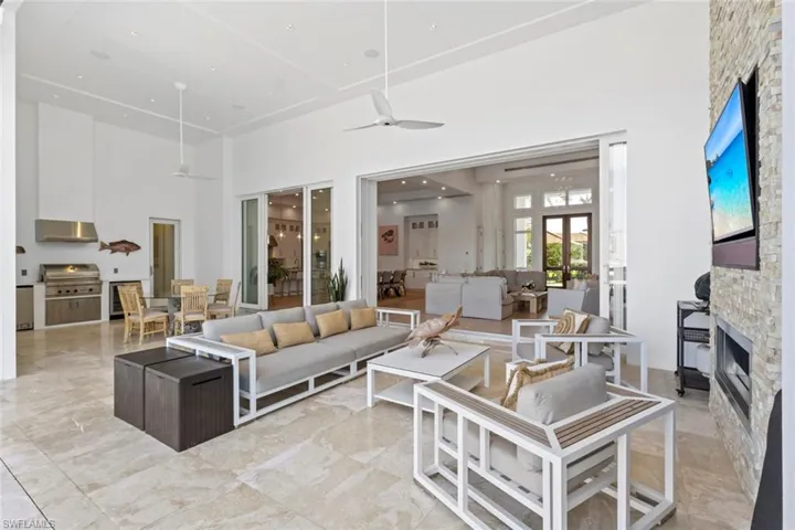 1467 Marlin Dr, Naples, Florida 34102