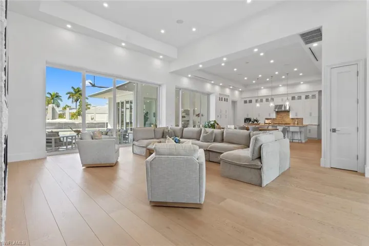1467 Marlin Dr, Naples, Florida 34102