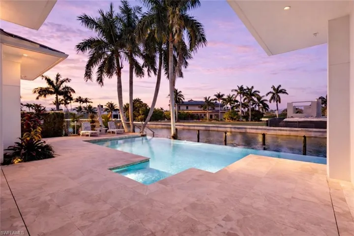 1467 Marlin Dr, Naples, Florida 34102