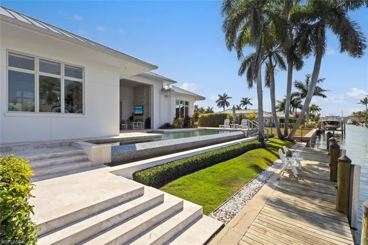 1467 Marlin Dr, Naples, Florida 34102