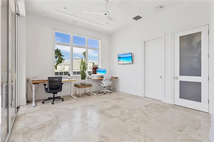 1467 Marlin Dr, Naples, Florida 34102