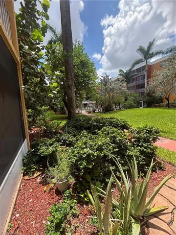 2366 E Mall Dr 114, Fort Myers, Florida 33901