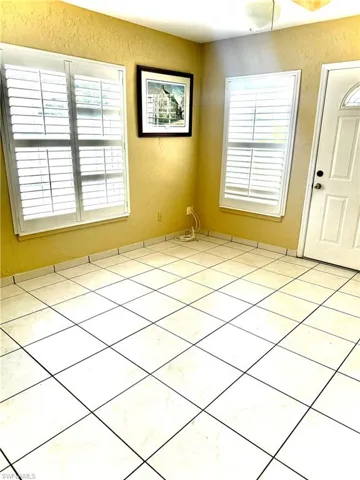 704 106th Ave N, Naples, Florida 34108