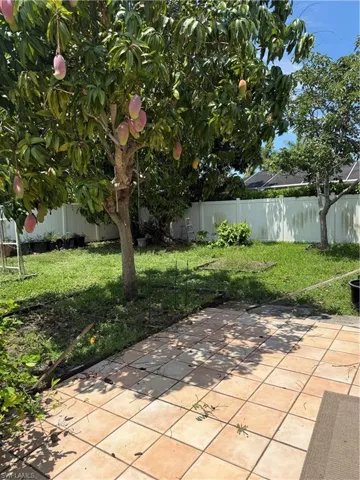 704 106th Ave N, Naples, Florida 34108