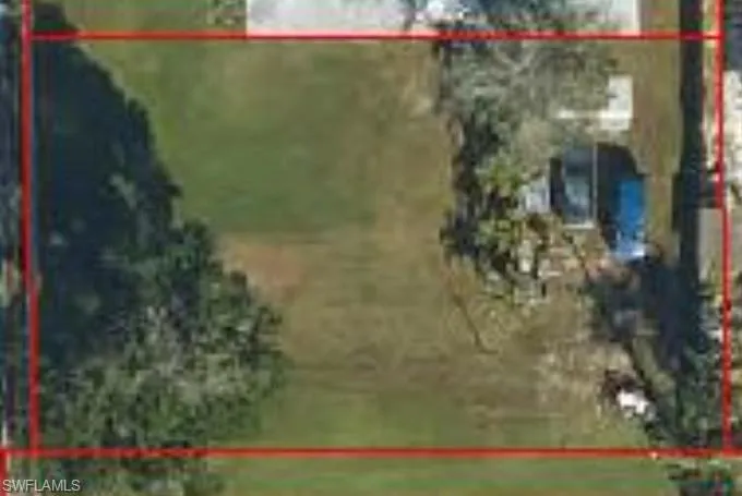 5049 Bayshore Dr, Naples, Florida 34112