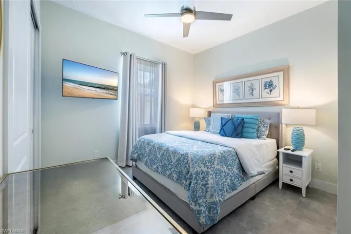 2737 Linda Dr, Naples, Florida 34112