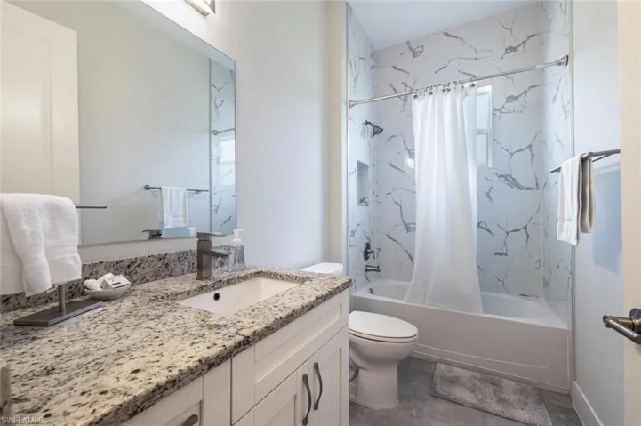 2737 Linda Dr, Naples, Florida 34112