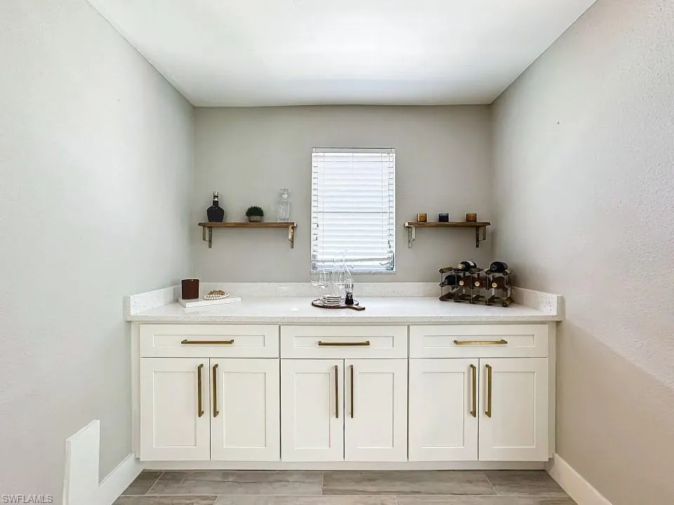 9 Knights Bridge RD, Naples, FL 34112,224049096
