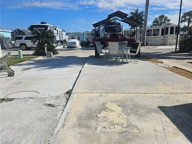 5509 Black Pug Dr. Fort Myers, FL 33908