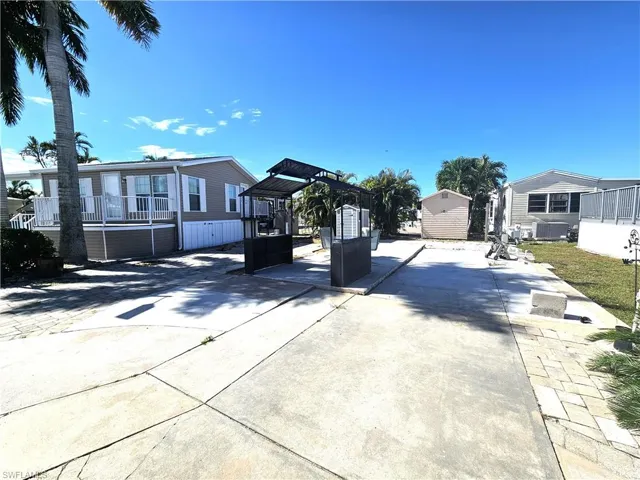 5509 Black Pug Dr. Fort Myers, FL 33908