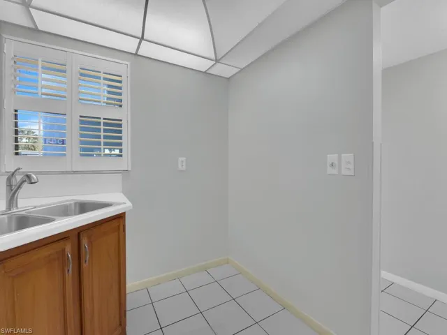 37  High Point E CIR, Naples, FL 34103
