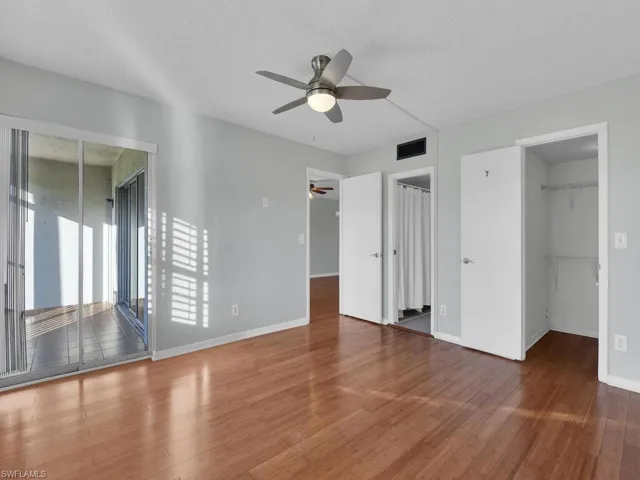 37  High Point E CIR, Naples, FL 34103