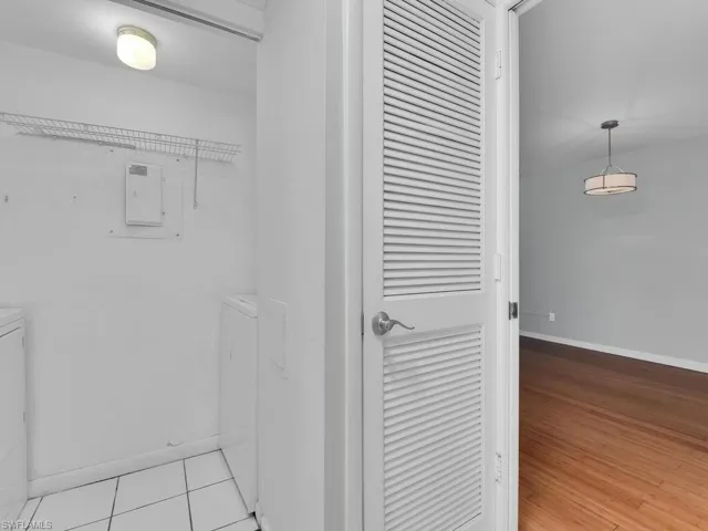 37  High Point E CIR, Naples, FL 34103