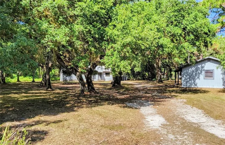 155  Marion  AVE, Labelle, FL 33935