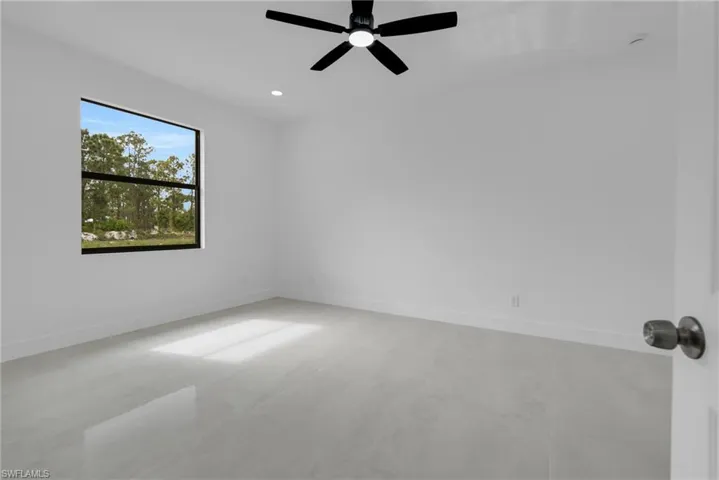 586 Genoa Ave S, Lehigh Acres, Florida 33974