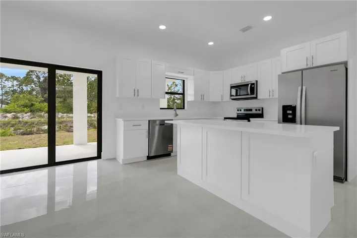 586 Genoa Ave S, Lehigh Acres, Florida 33974