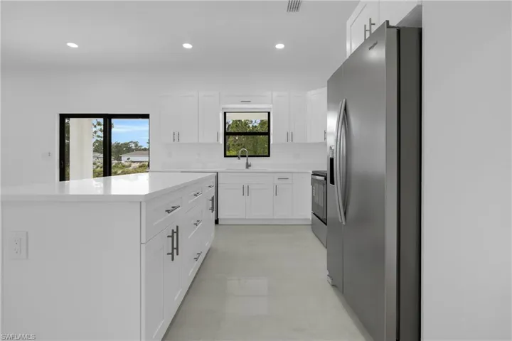 586 Genoa Ave S, Lehigh Acres, Florida 33974