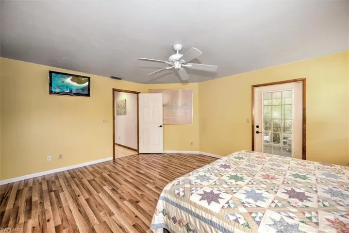 781  105th N AVE, Naples, FL 34108