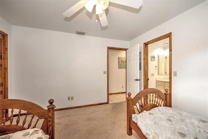 781  105th N AVE, Naples, FL 34108