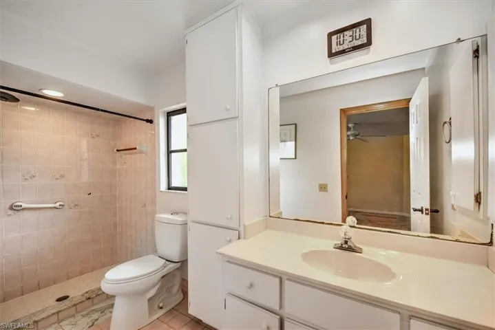 781  105th N AVE, Naples, FL 34108