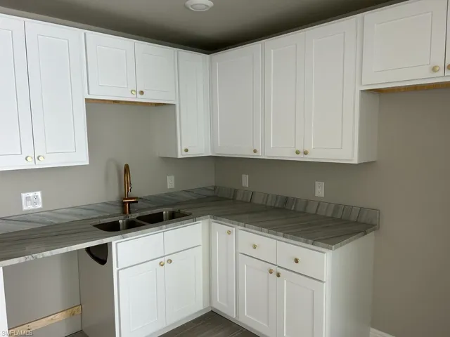 2987 Thomas St, Fort Myers, Florida 33916