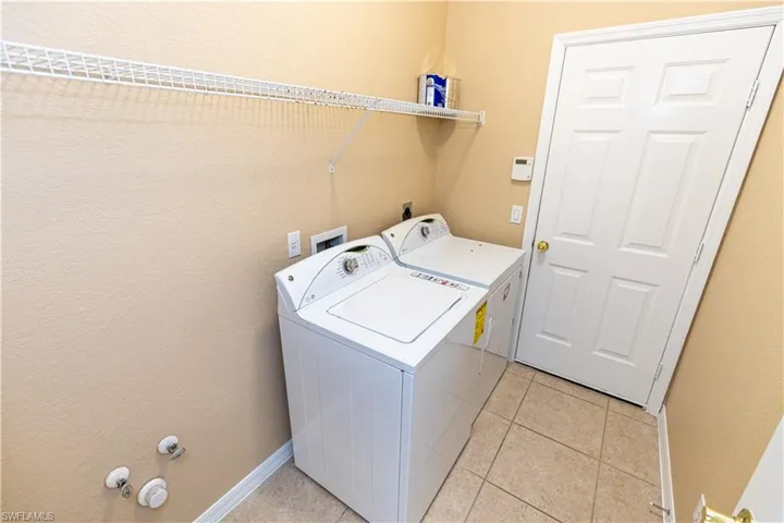 2713 Blue Cypress Lake Ct, Cape Coral Fl 33909