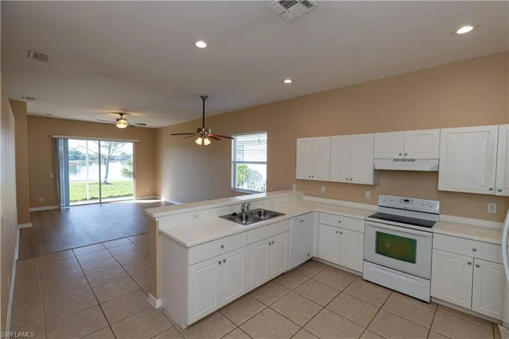 2713 Blue Cypress Lake Ct, Cape Coral Fl 33909