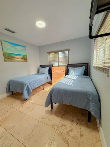 89 Glenmont Dr W, North Fort Myers, Florida 33917