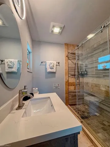 89 Glenmont Dr W, North Fort Myers, Florida 33917