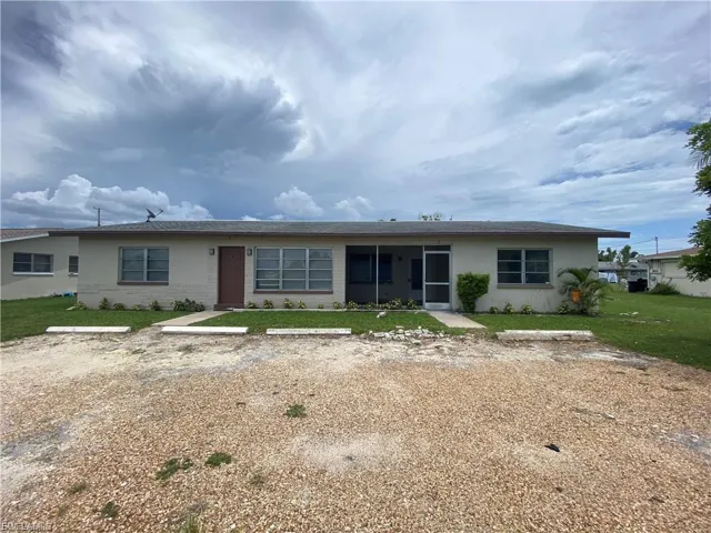330 Palmetto Dr A, Cape Coral, Florida 33904