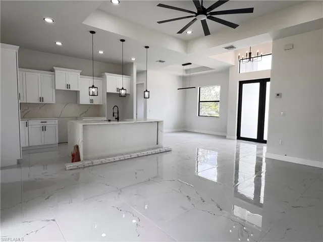 531  Addison E ST, Lehigh Acres, FL 33974