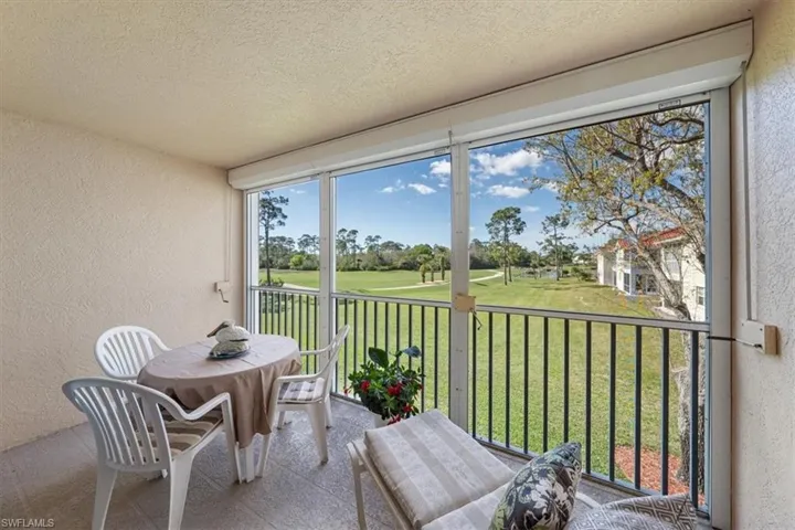 Screened Lanai w/Hurricane Shutters