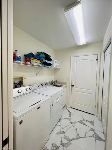 Laundry in Residence