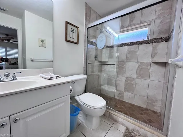 Guest Master Suite Bathroom