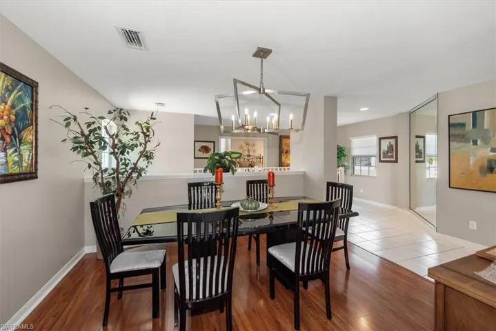 Large Dining Room to accommodate entertaining