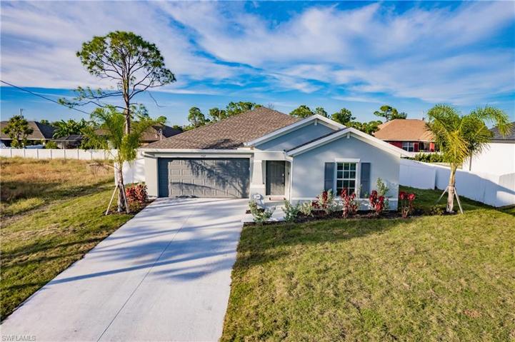 Completed in Spring of 2023, this 8 month 'New" home is a LENNAR classic and clean design. The Owner's added a massive ceiling fan in the living room and a beautiful white vinyl fence.