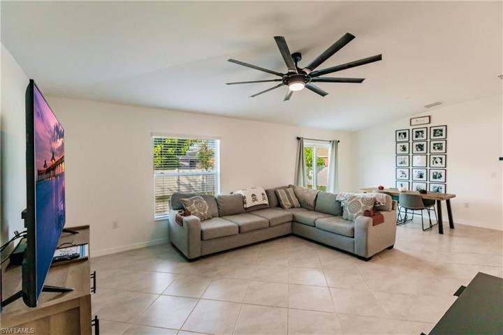 The upgraded enormous ceiling fan to assist with those steamy Florida days.