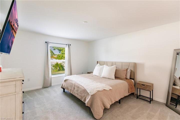 Owners Suite - neutral colors highlight this sanctuary.