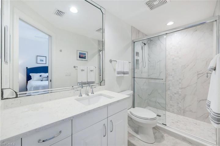 UPGRADED Private Bath!