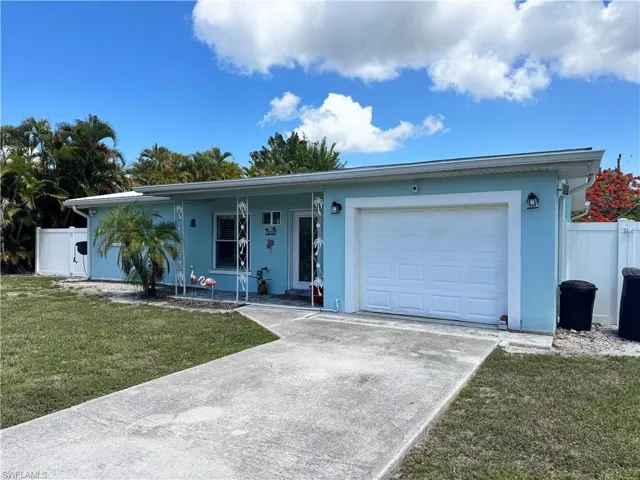 3772 Tropical Point Dr, St. James City, Florida 33956