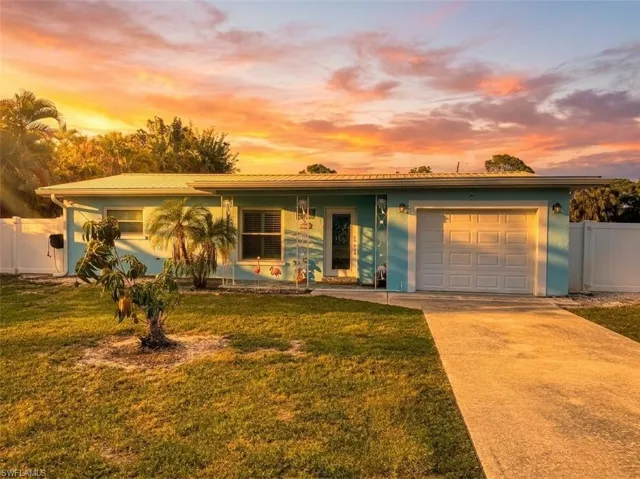 3772 Tropical Point Dr, St. James City, Florida 33956