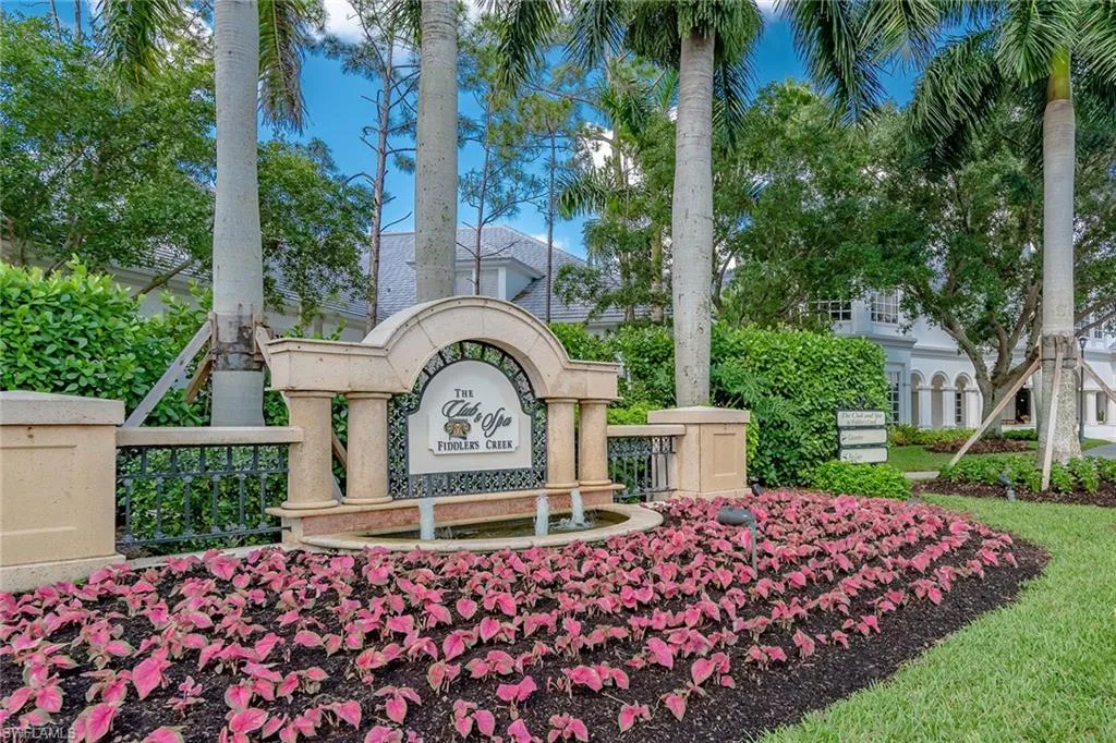 8335 Whisper Trace WAY, Naples, FL 34114,225006265