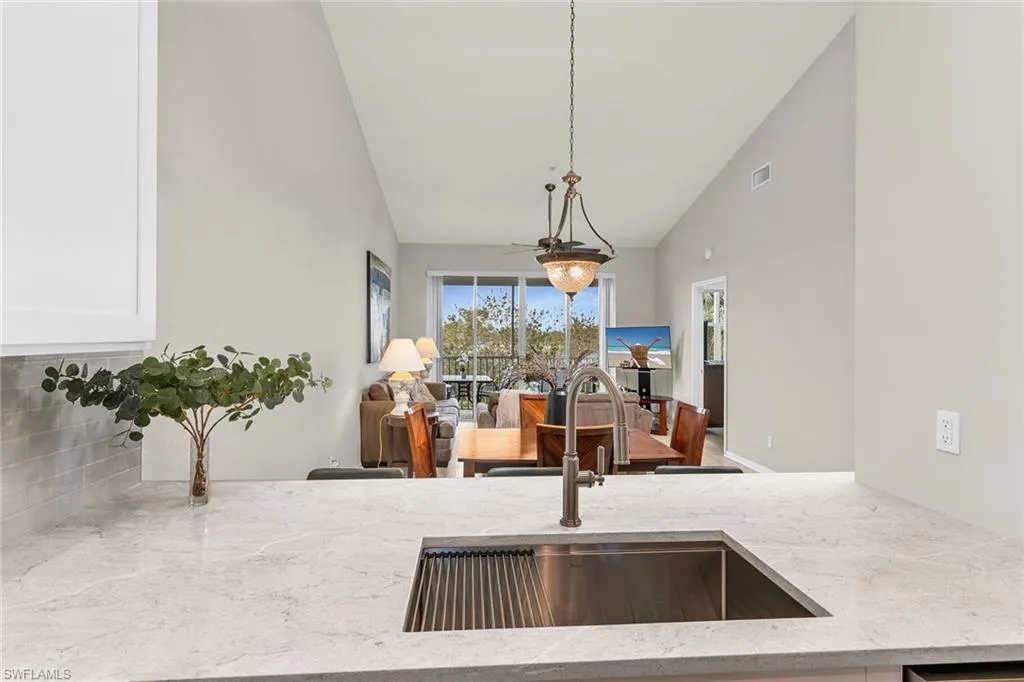 8335 Whisper Trace WAY, Naples, FL 34114,225006265