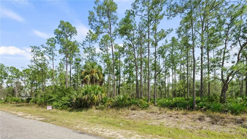 1314  Dayton  AVE, Lehigh Acres, FL 33972