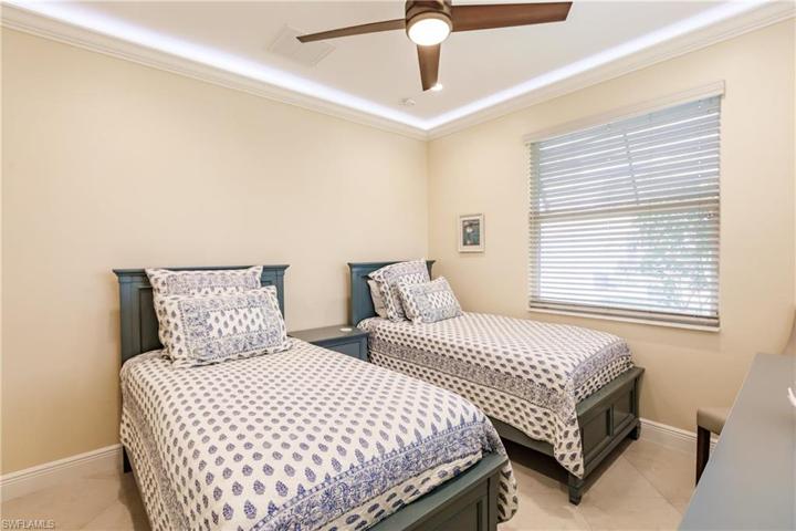 GUEST BEDROOM #1 WITH PLENTY OF ROOM FOR TWIN BEDS!