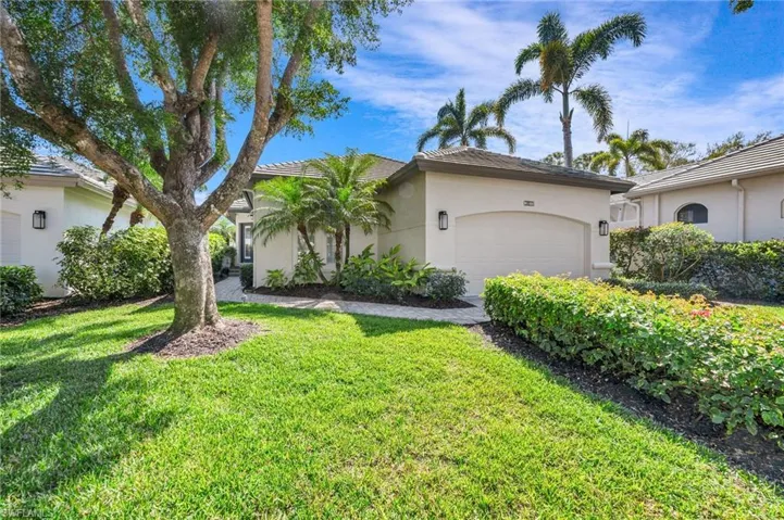 Detached villa lives like a single family but doesn't come with the hefty price. Community pool area in neighborhood.