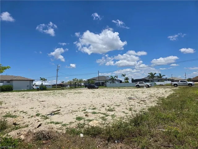 1014 Nw 38th Pl, Cape Coral Fl 33993