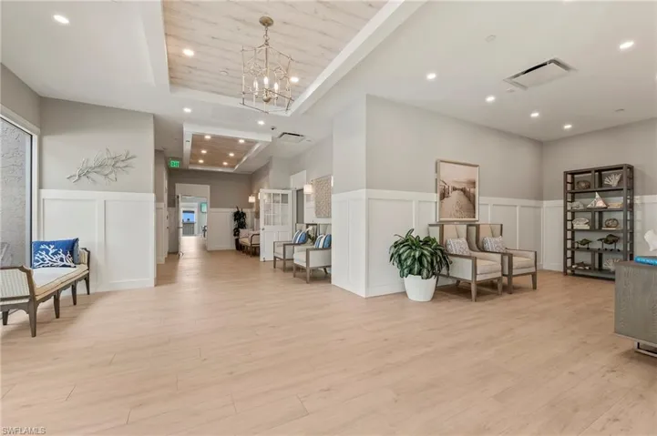 St Tropez lobby