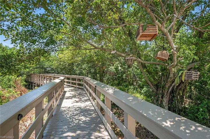 St Tropez secured boardwalk to berm